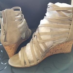 Strappy open toe wedge